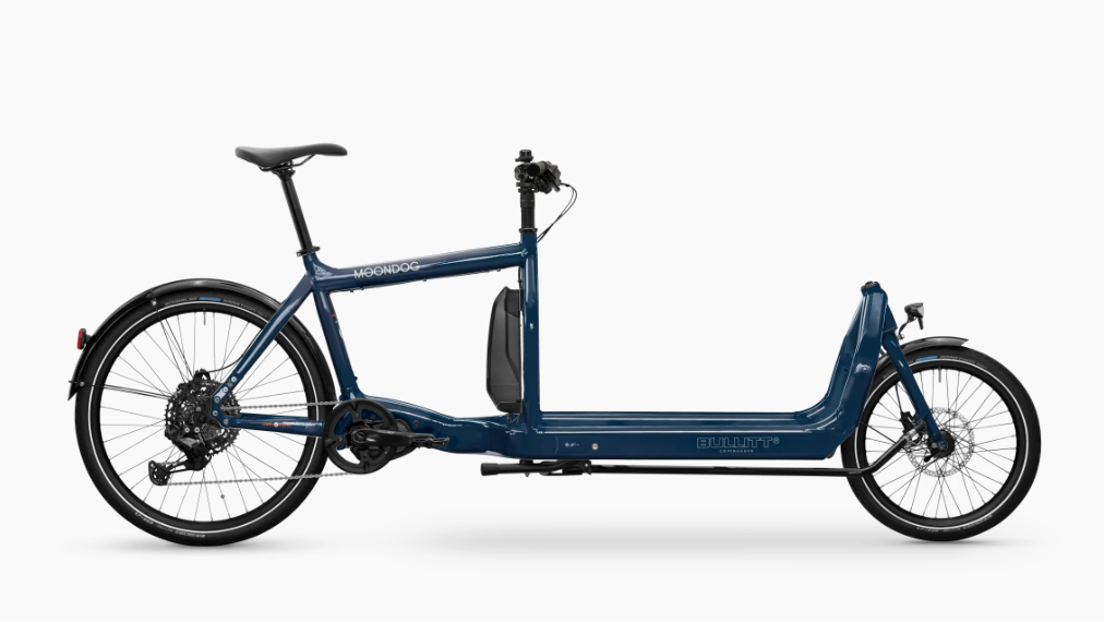 Blue Ebullitt EP801 bicycle on a white background